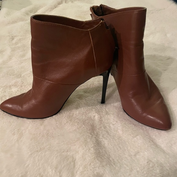 High heel ankle boots - Picture 3 of 3